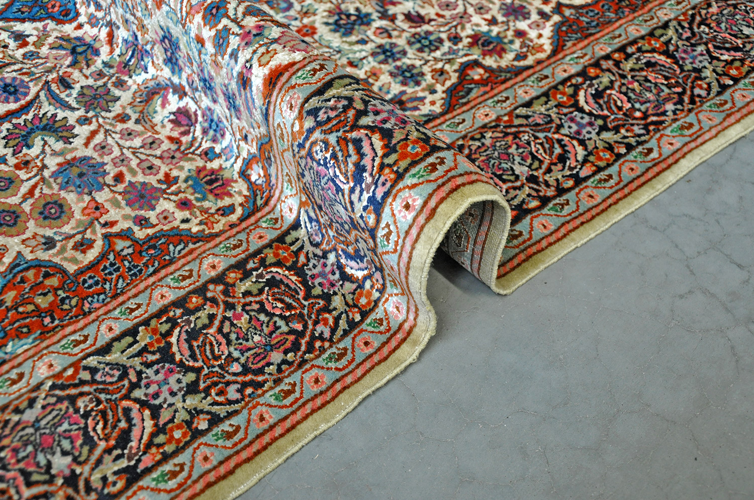 Seiden-Keshan Teppich Pakistan | Floral