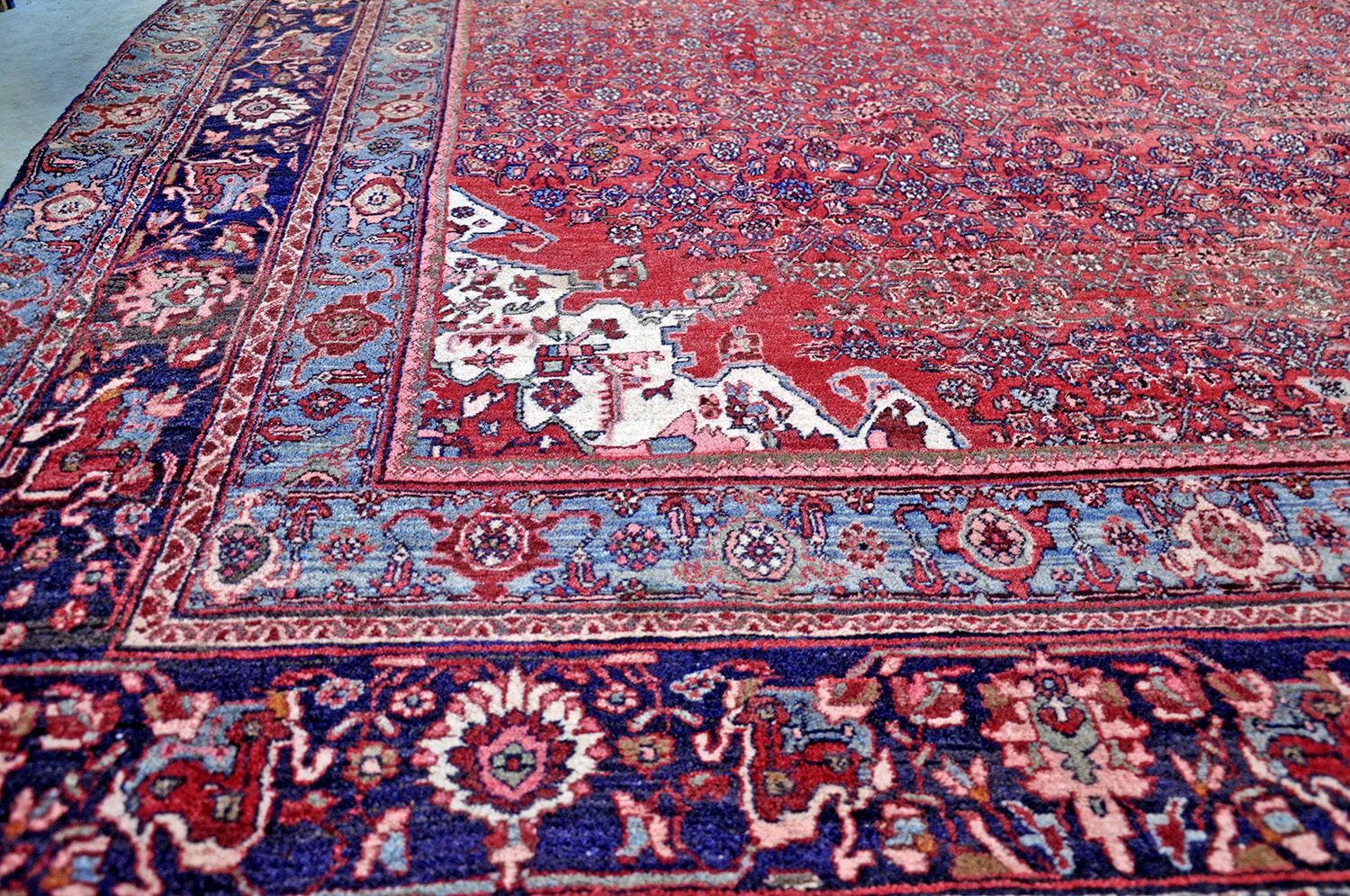 Kurden Bidjar Perserteppich alt | Übermaß