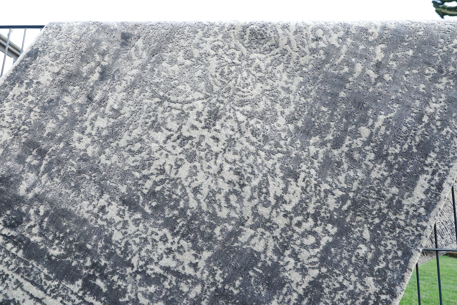 Thomas Teppich Handloom Jaquard Fine | Silver/Charcoal