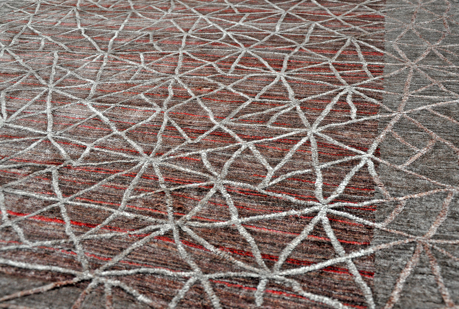 Thomas Handloomteppich Spider Web |  braun-rot