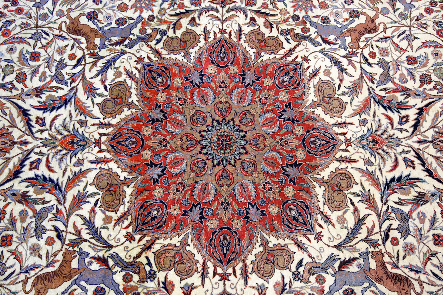 Isfahan Orientteppich China neu | Medaillon