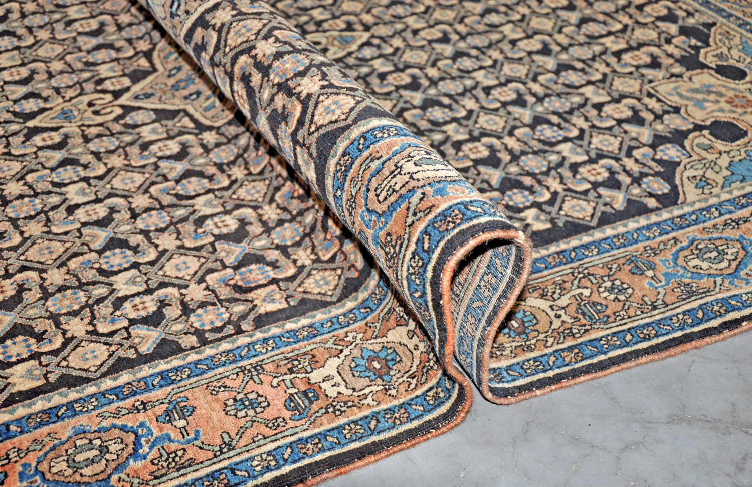 Bidjar Perserteppich alt | Herati-Muster