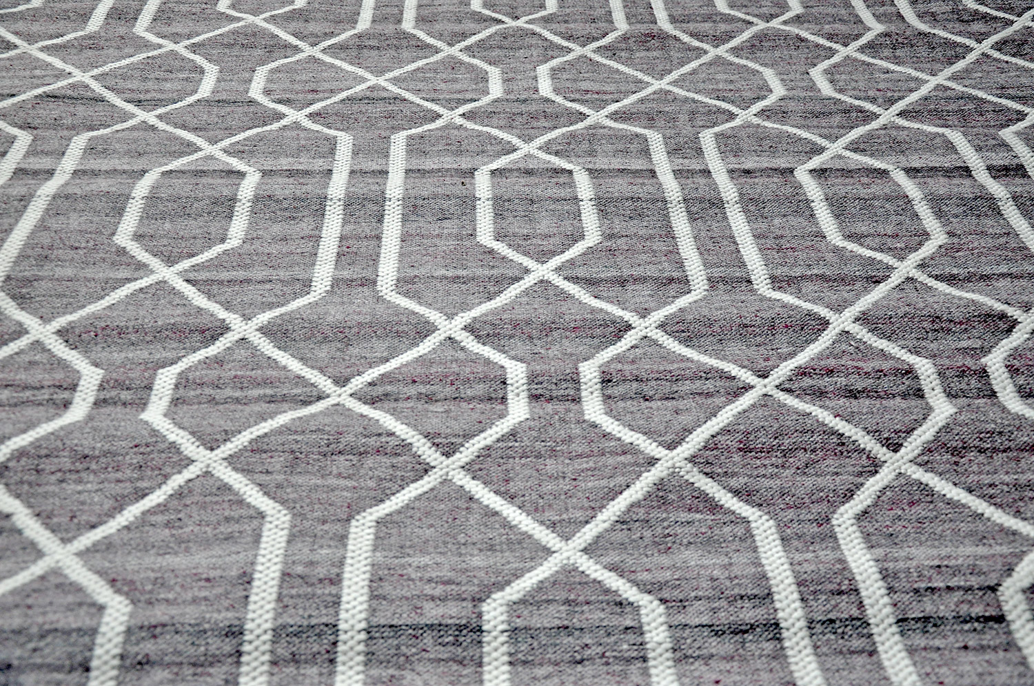 Thomas Teppich Odyssey | 300 Plum