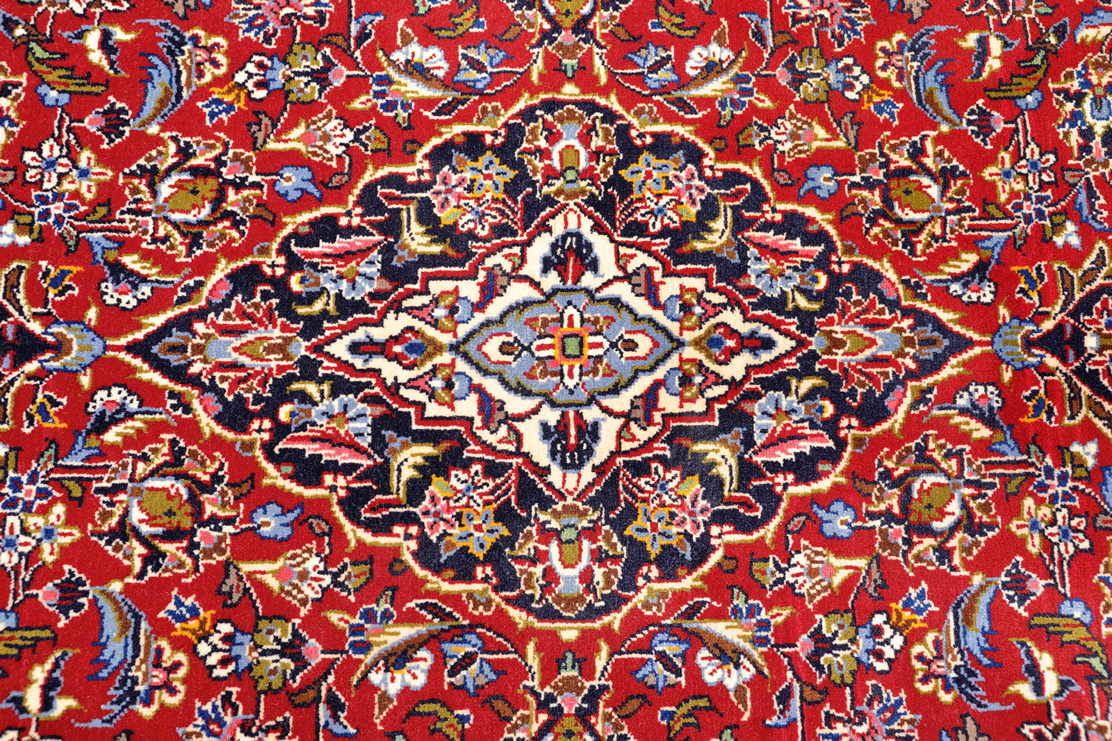 Kork Keshan Perserteppich neu | Medaillon