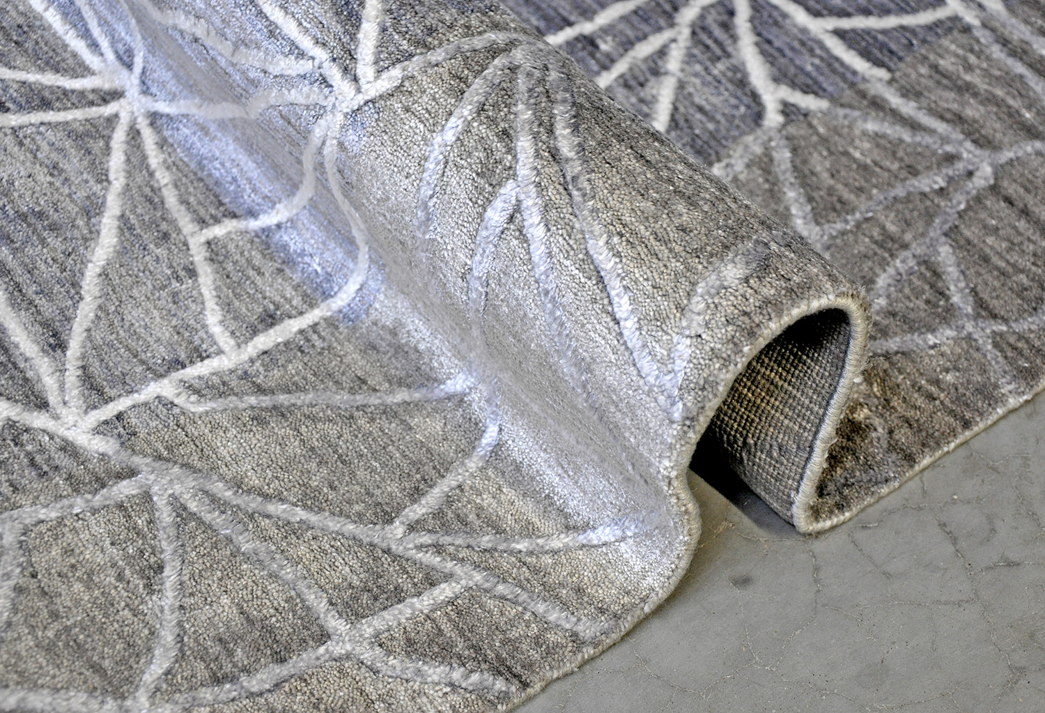 Thomas Handloomteppich Spider Web | grau