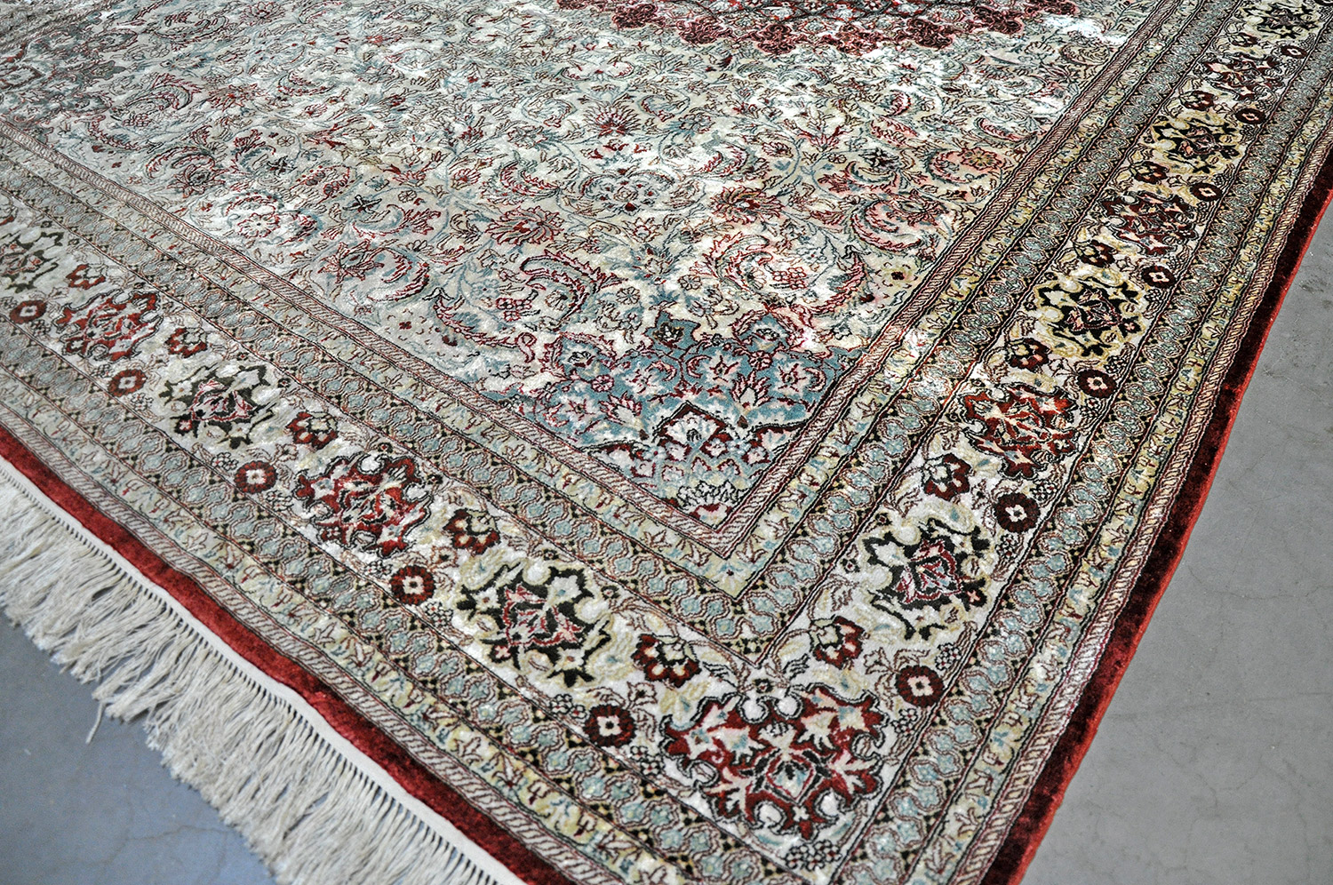 Hereke Seidenteppich neu Türkei | Medaillon