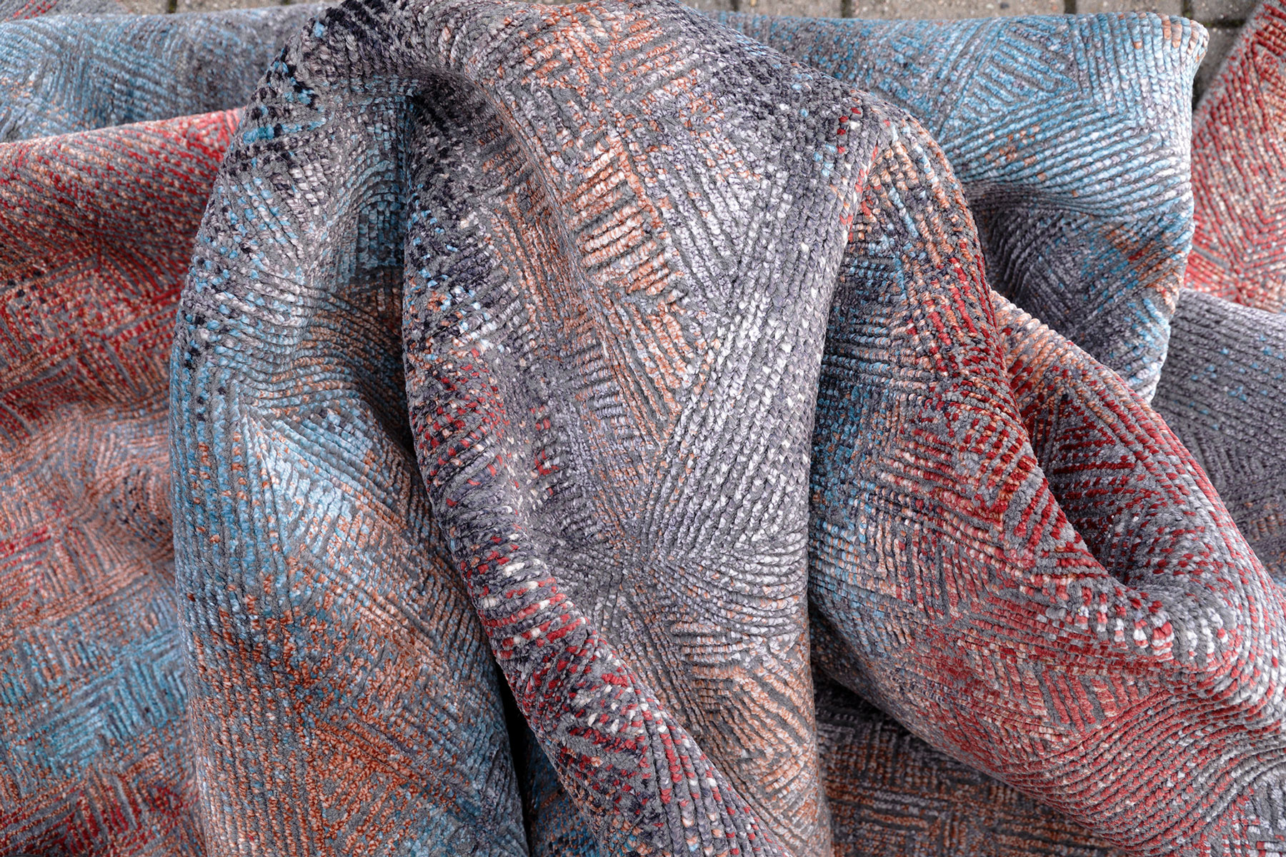 Thomas Designteppich Amour Indien |  Grey-Red