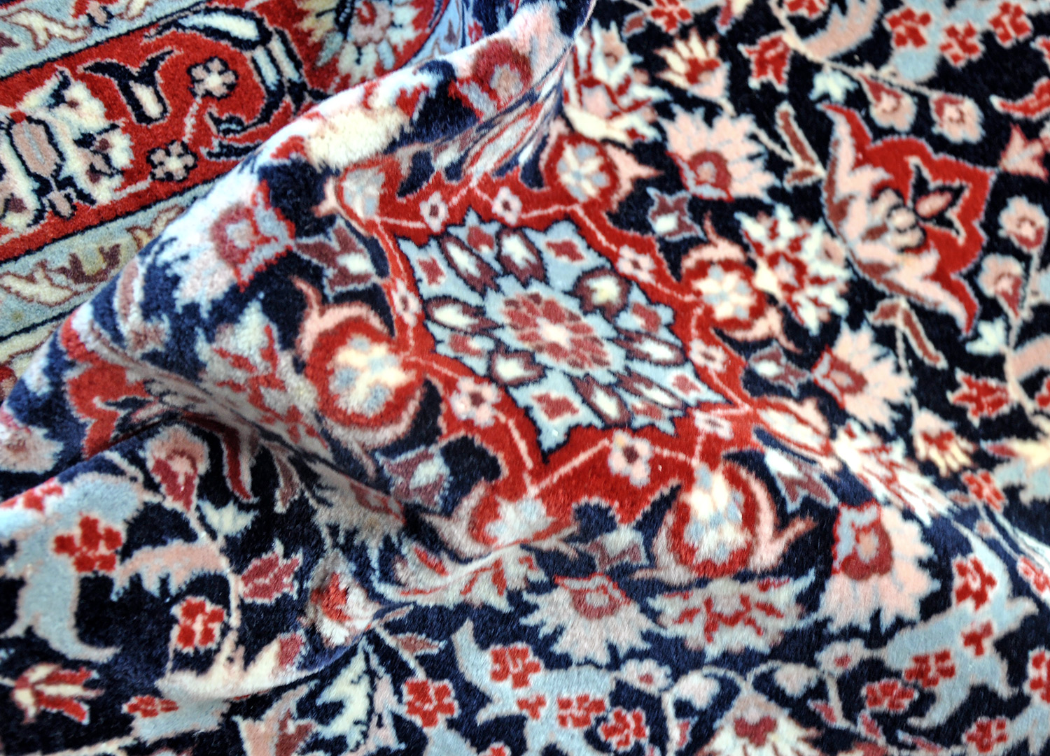 Isfahan Knüpfteppich China neu | Schurwolle