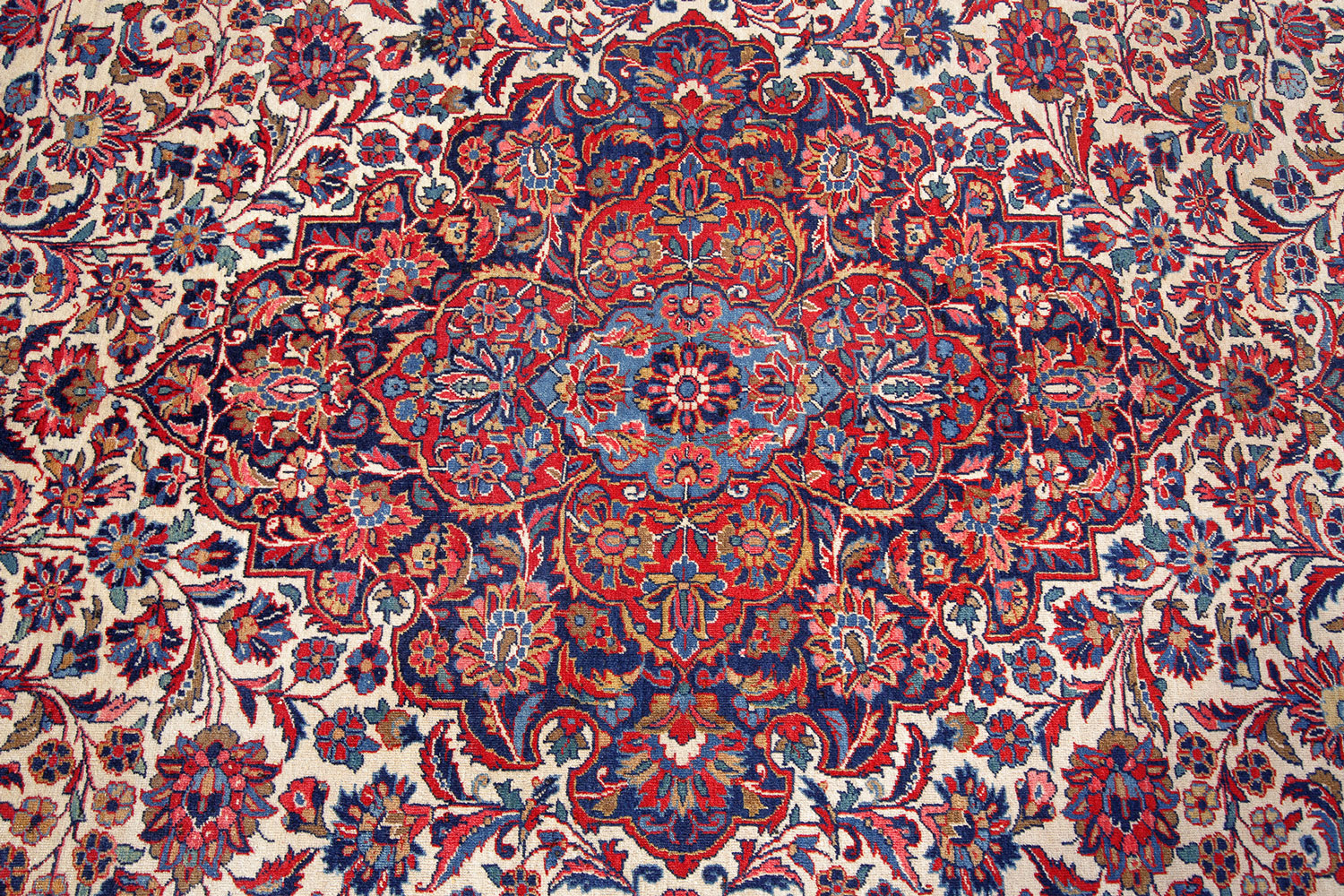 Kork-Keshan Perserteppich alt | Medaillon