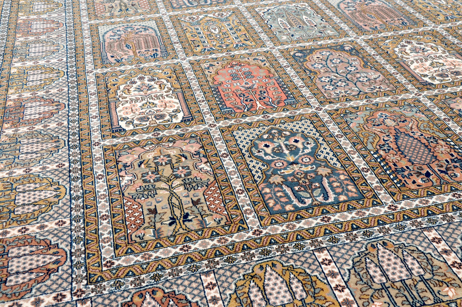 Felder Ghom Orientteppich Indien | Neuseelandwolle