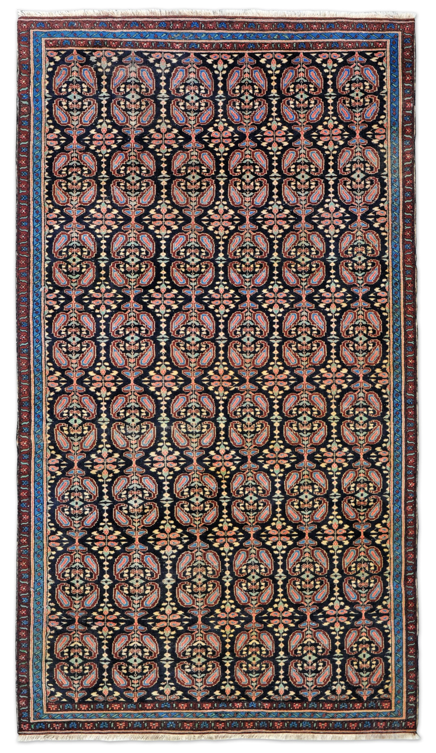 Malayer Perserteppich älter | Boteh-Motive Malayer Perserteppich älter | Boteh-Motive