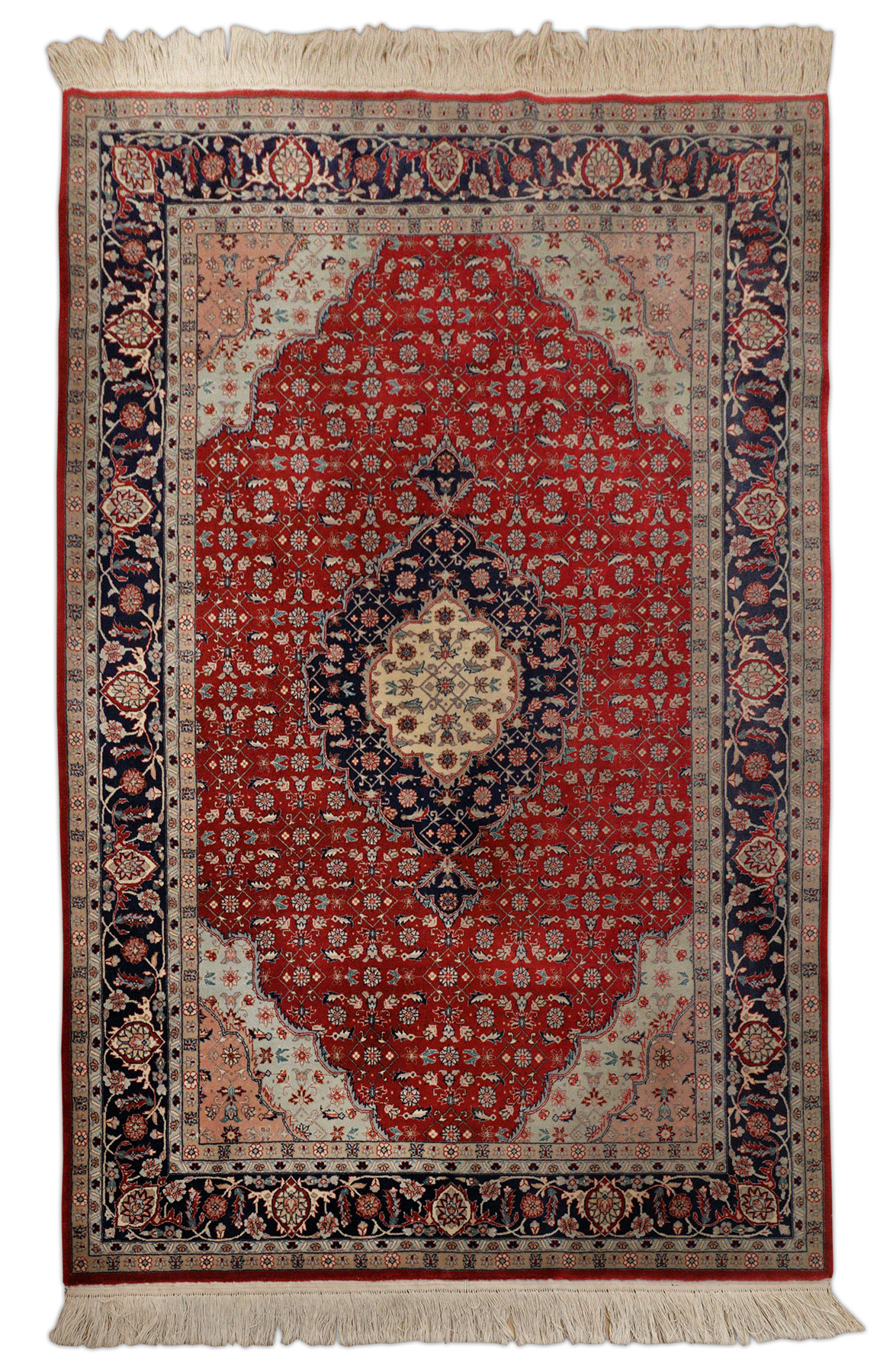 Isfahan Orientteppich China neu | Medaillon Isfahan Orientteppich China neu | Medaillon