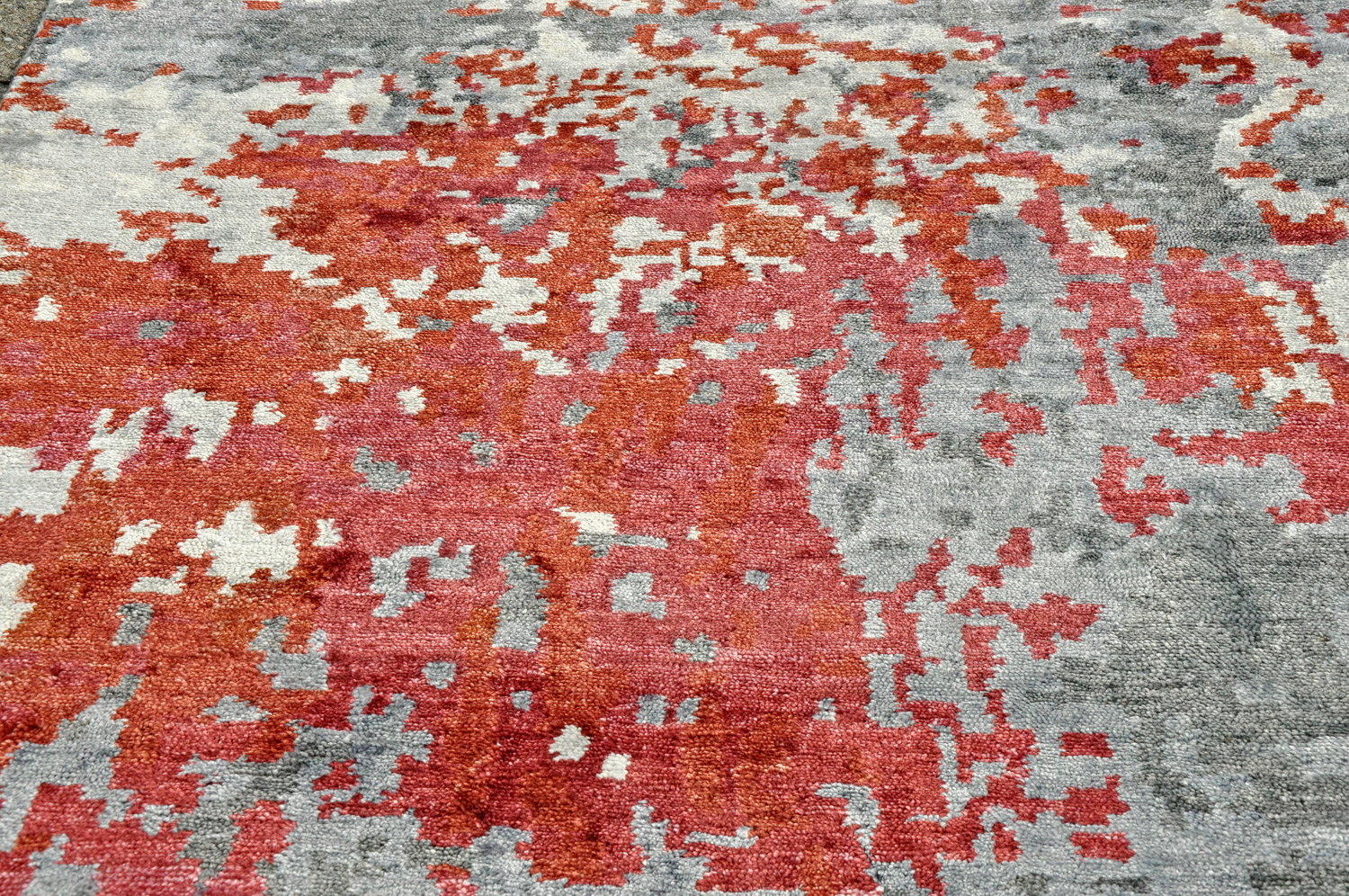 Knüpfteppich T-8320 rot/grau | Viskose