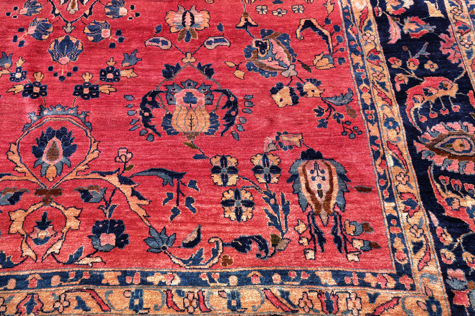 Amerikanischer Sarough Perserteppich alt | Floral