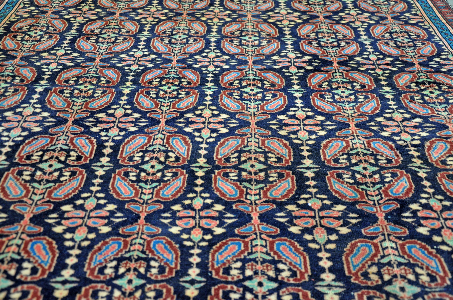 Malayer Perserteppich älter | Boteh-Motive