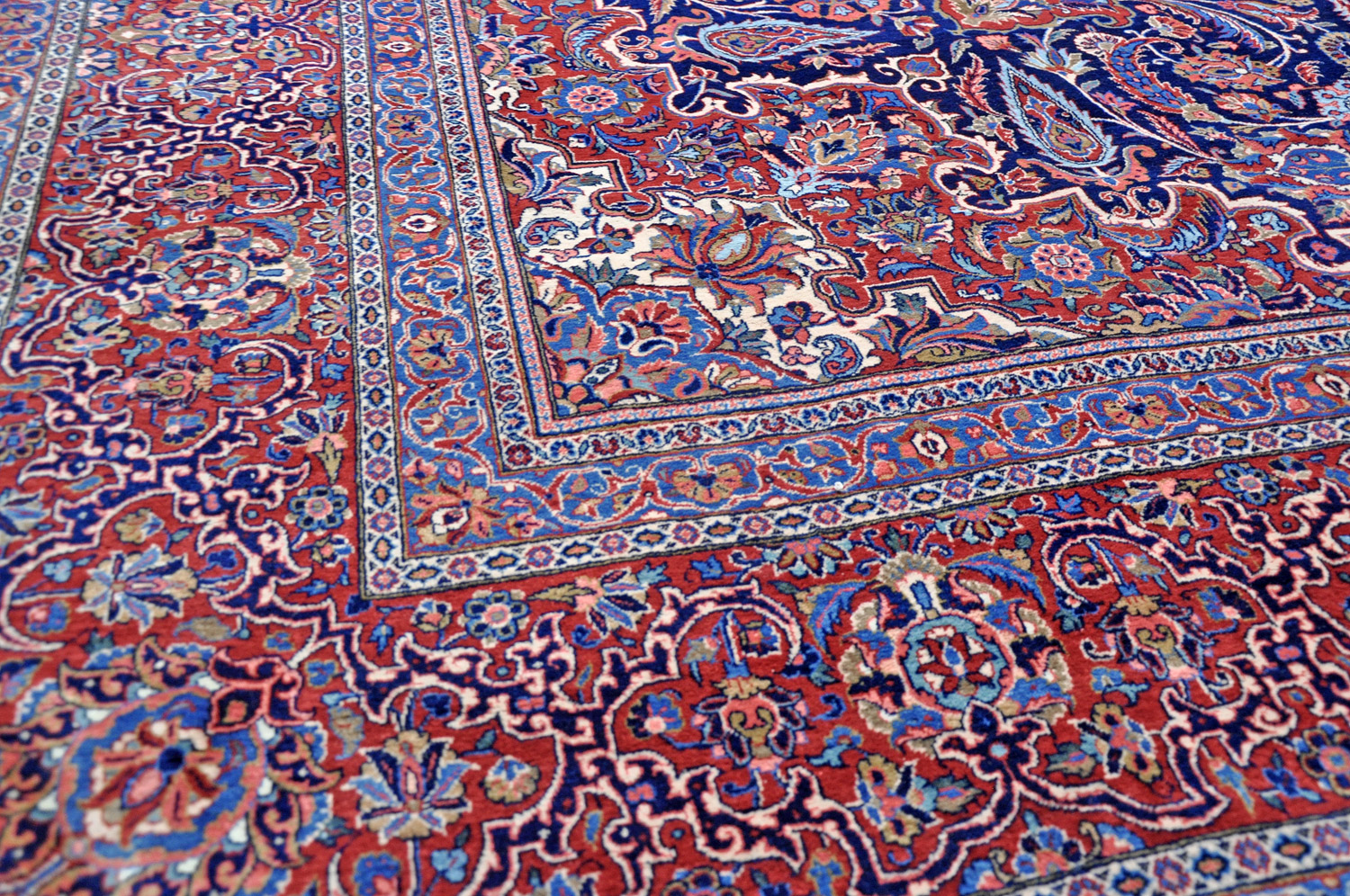 Ghaswin Perserteppich alt Übermaß | Medaillon