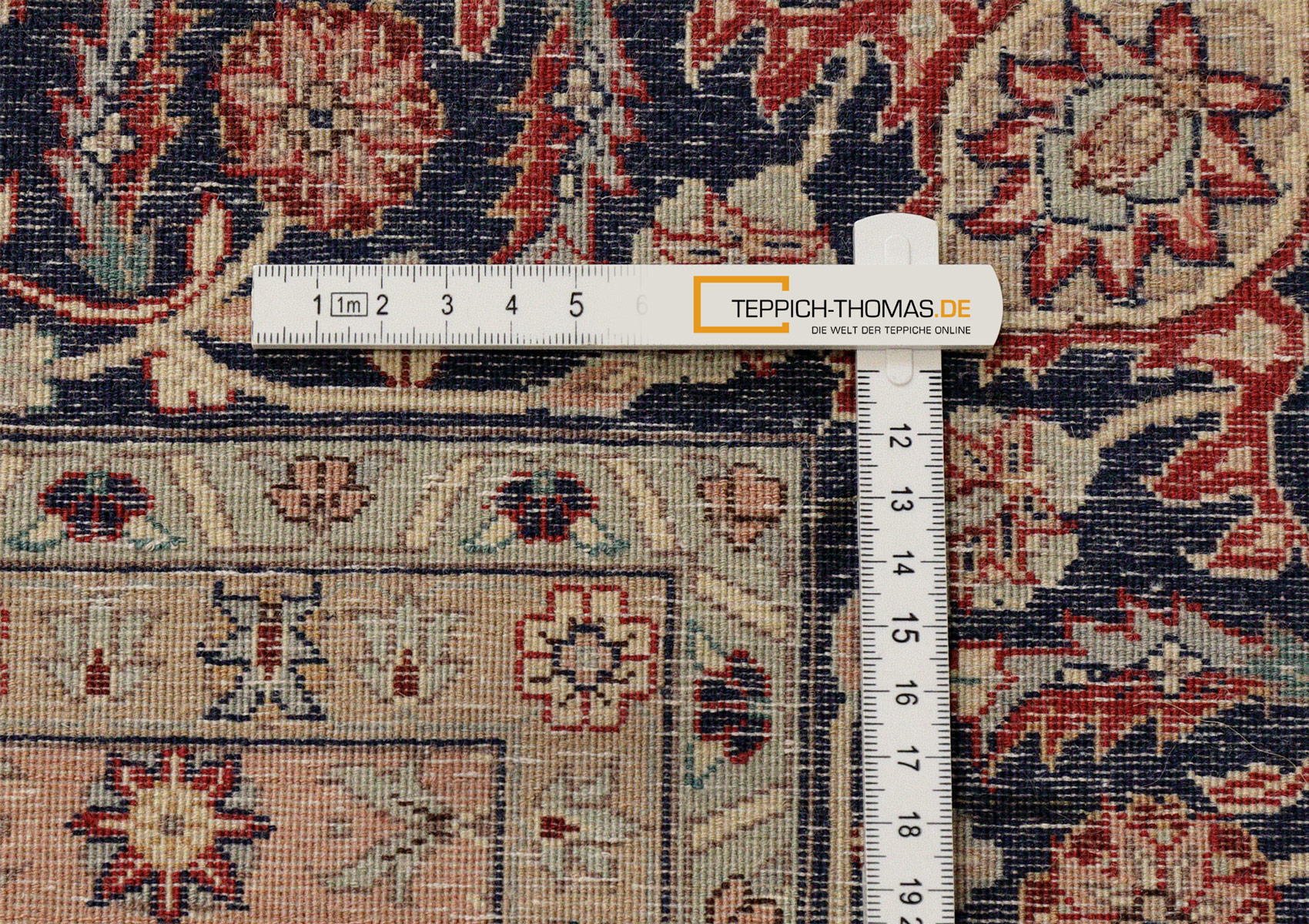 Isfahan Orientteppich China neu | Medaillon