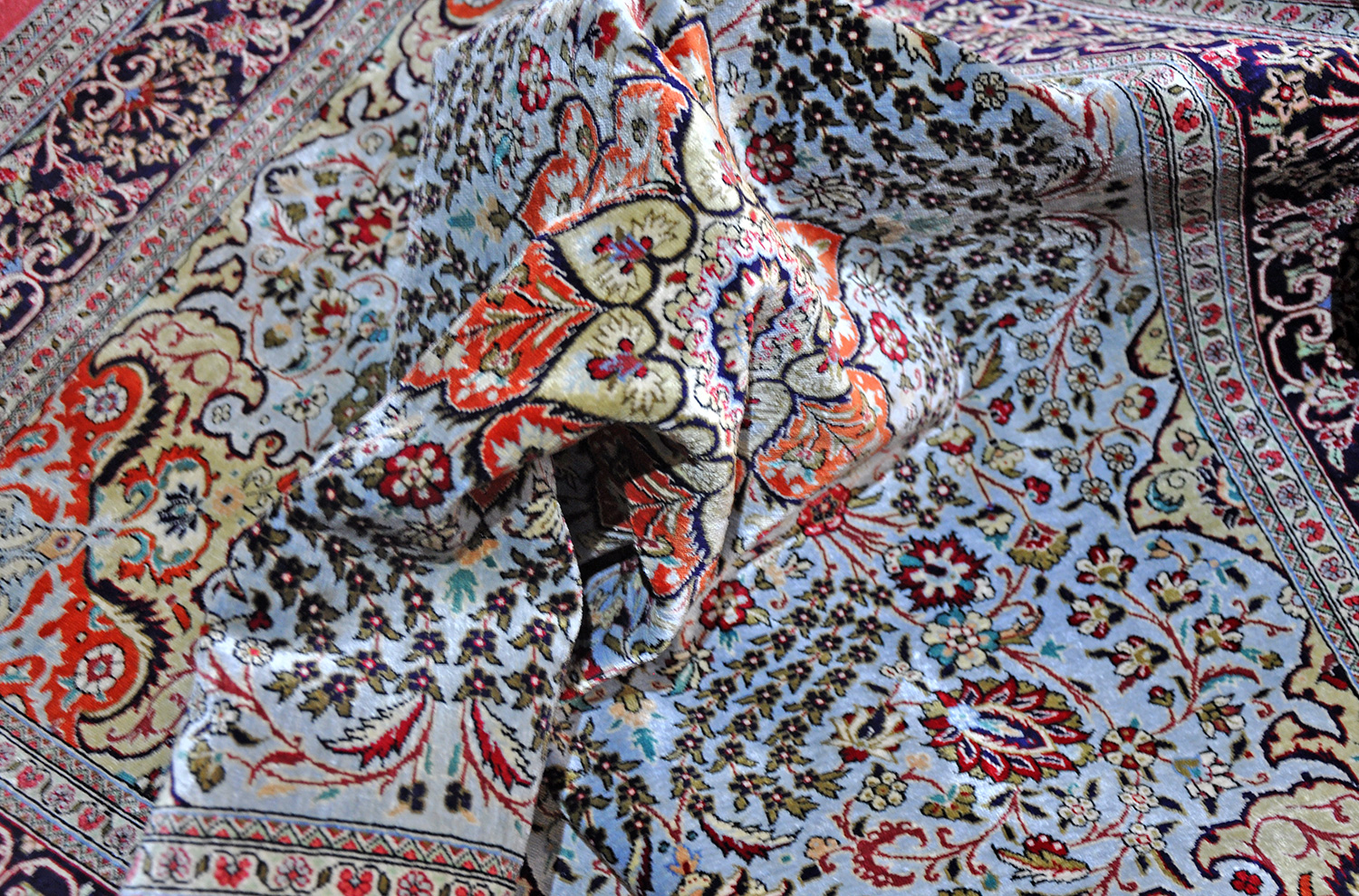 Seiden Ghom Perserteppich neu | Floral