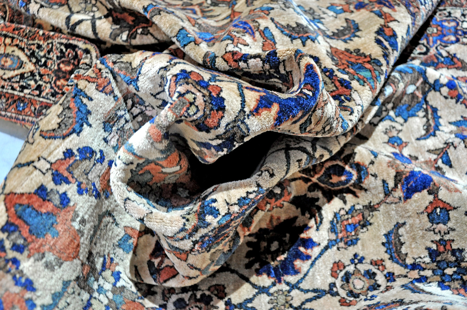 Farahan Perserteppich antik | Blütenmuster