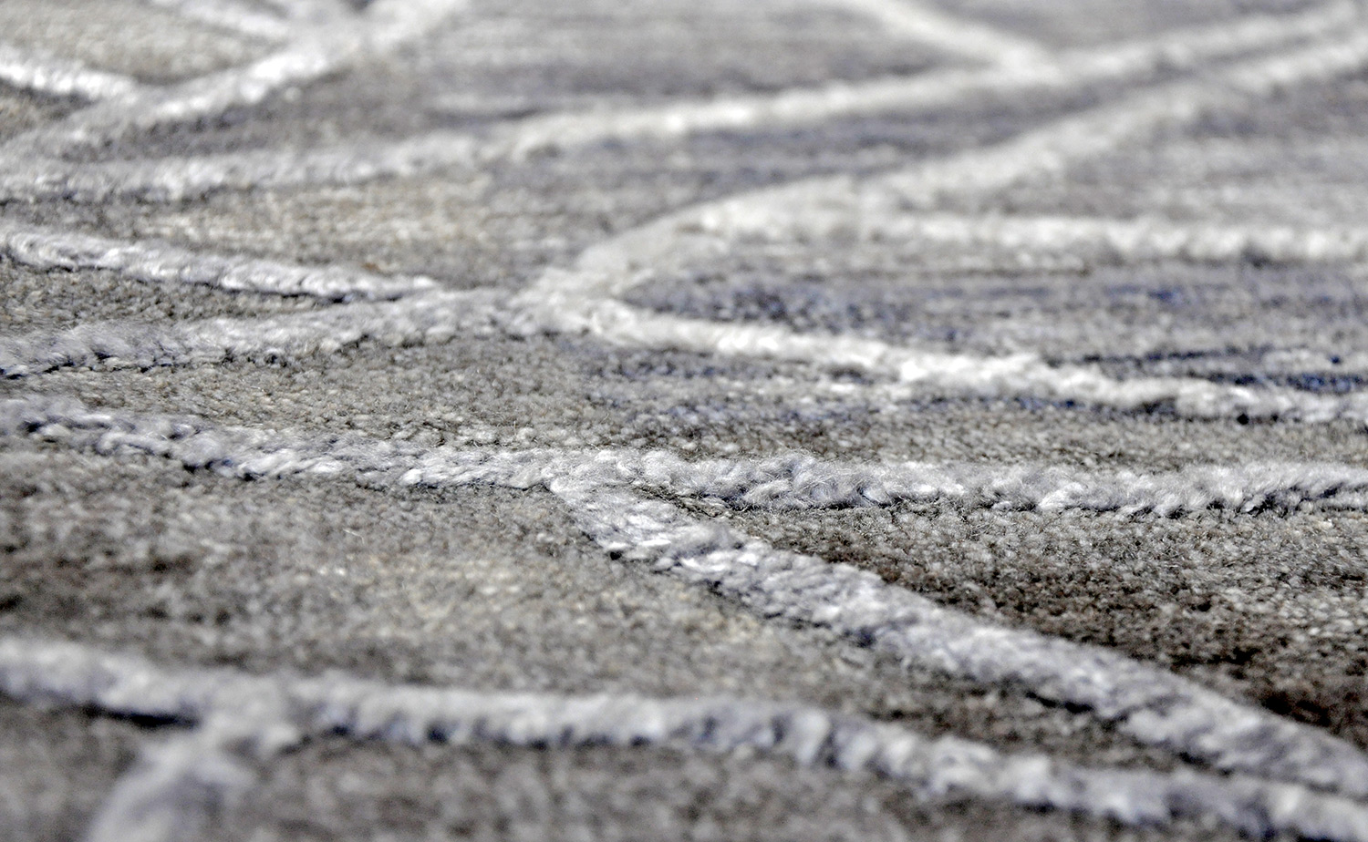 Thomas Handloomteppich Spider Web | grau