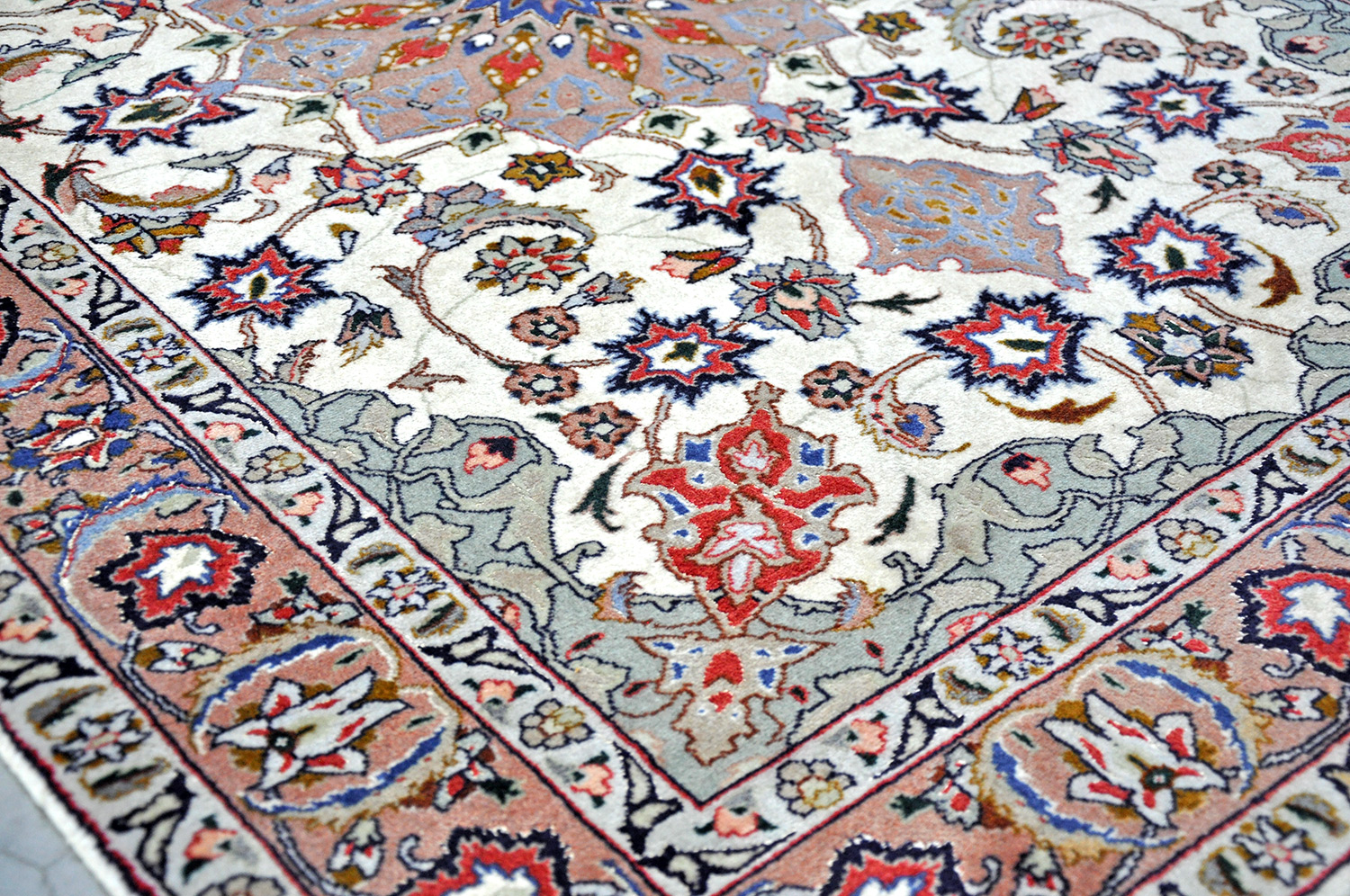 Täbriz Perserteppich neu 50 Raj | Floral