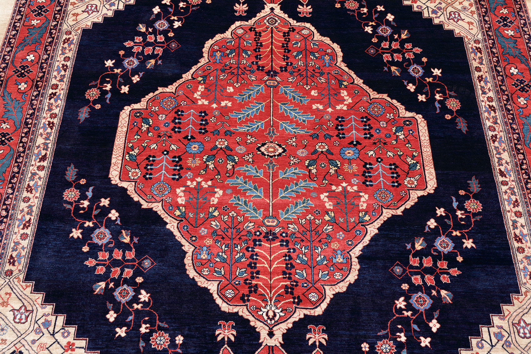 Miri Bidjar Perserteppich neu | Medaillon
