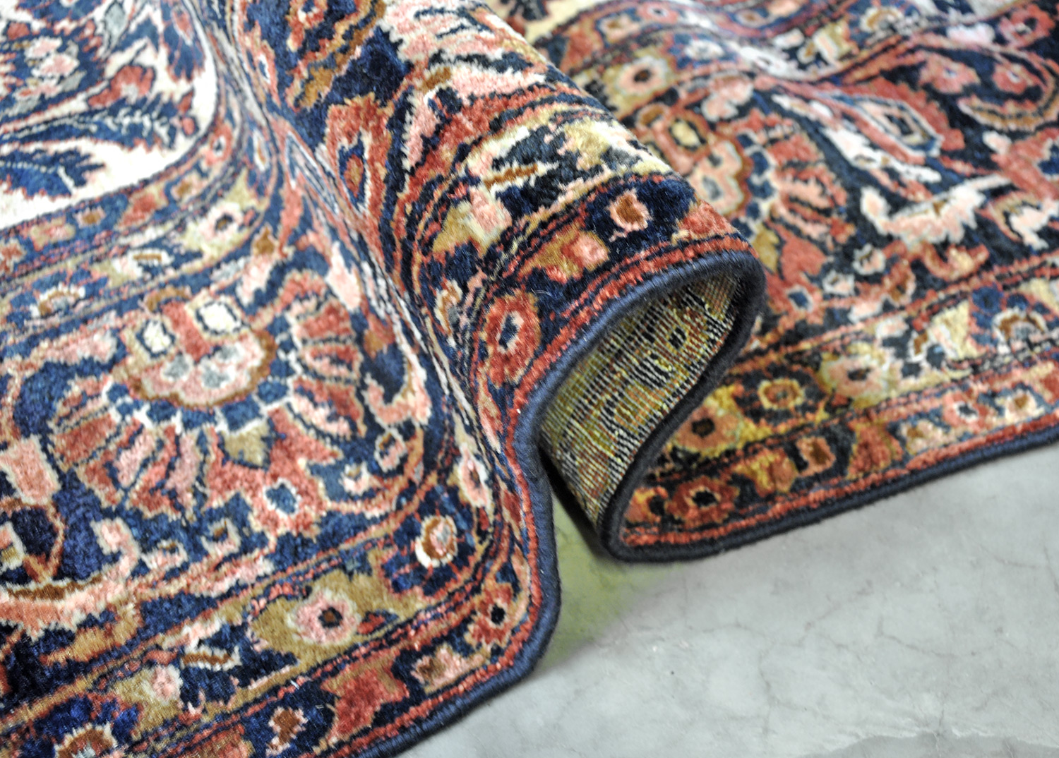 Sarough Perserteppich alt floral | Medaillon