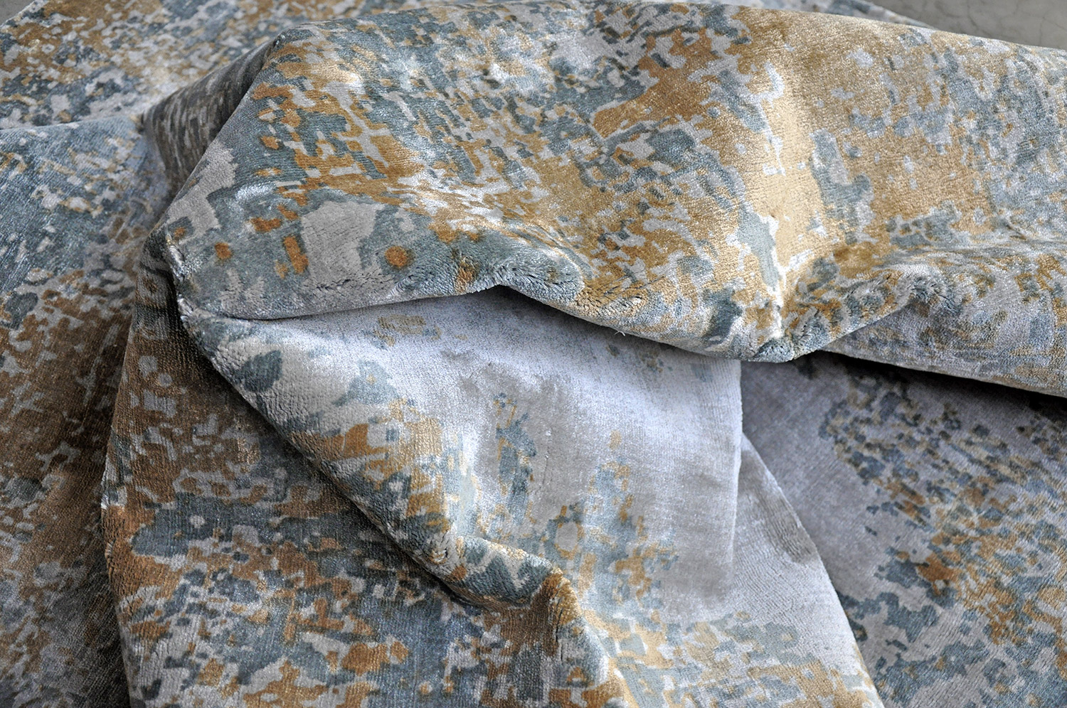 Thomas Teppich Dacia | Silver Gold