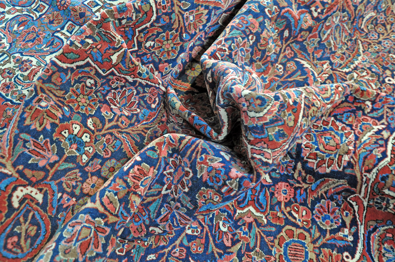 Keshan Perserteppich alt | Medaillon