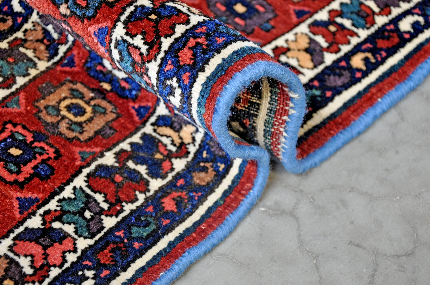 Niriz Perserteppich antik | Medaillon