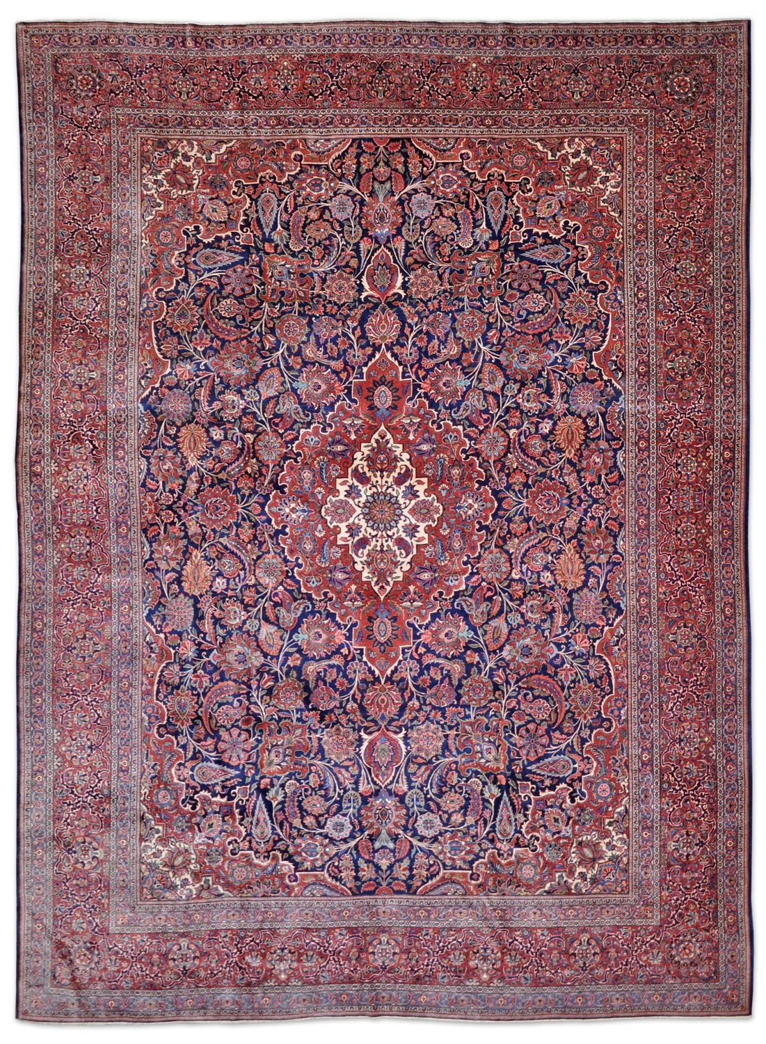 Ghaswin Perserteppich alt Übermaß | Medaillon Ghaswin Perserteppich alt Übermaß | Medaillon