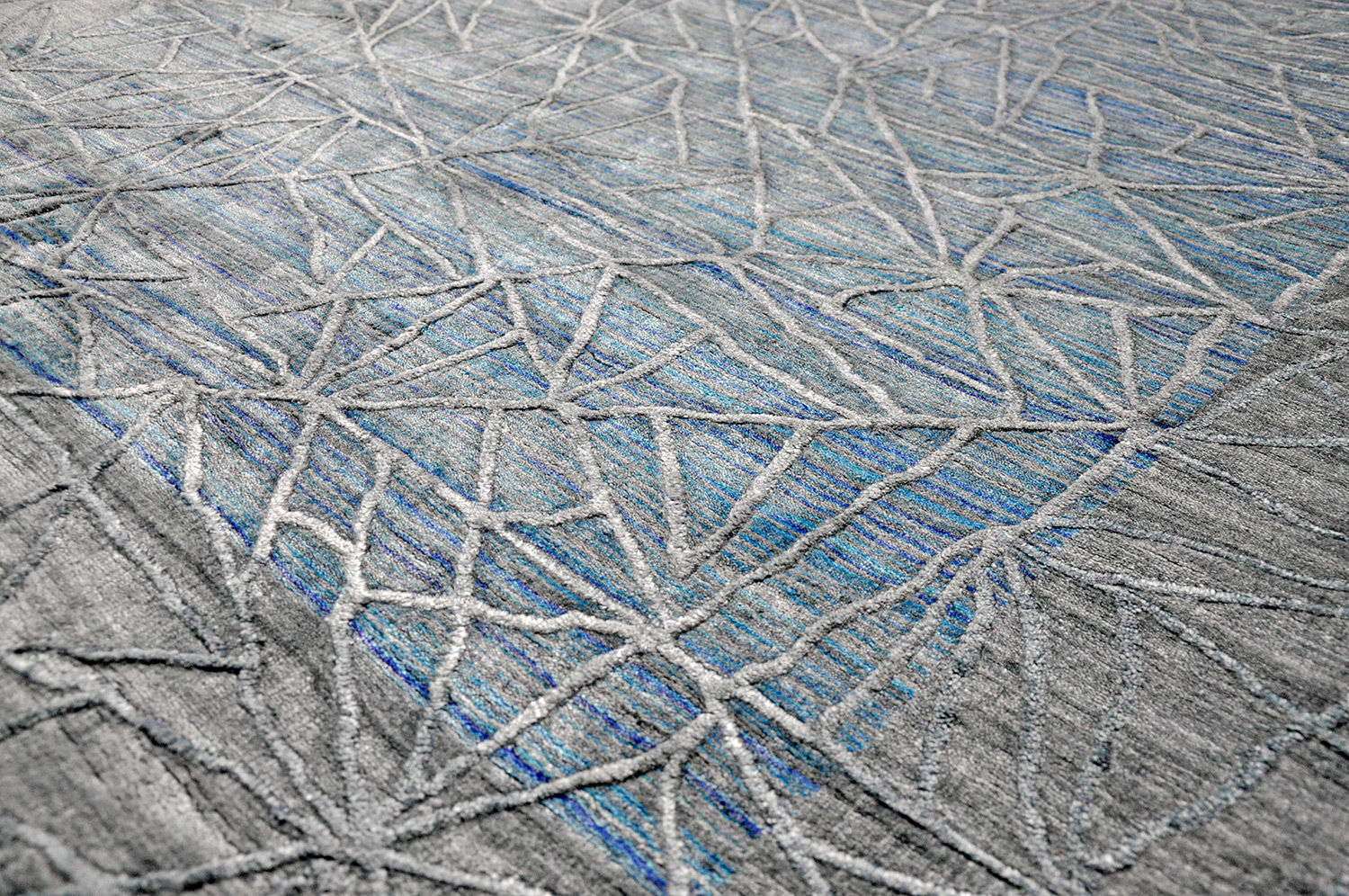 Thomas Handloomteppich Spider Web |  türkis-grau