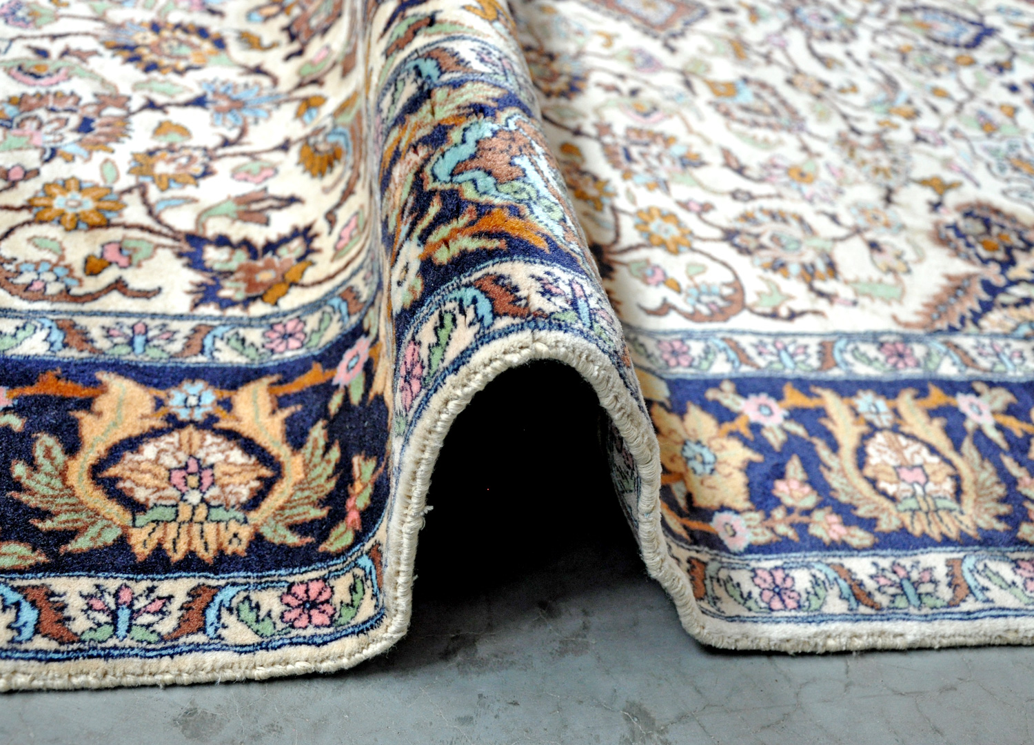 Isfahan Orientteppich Pakistan | Medaillon