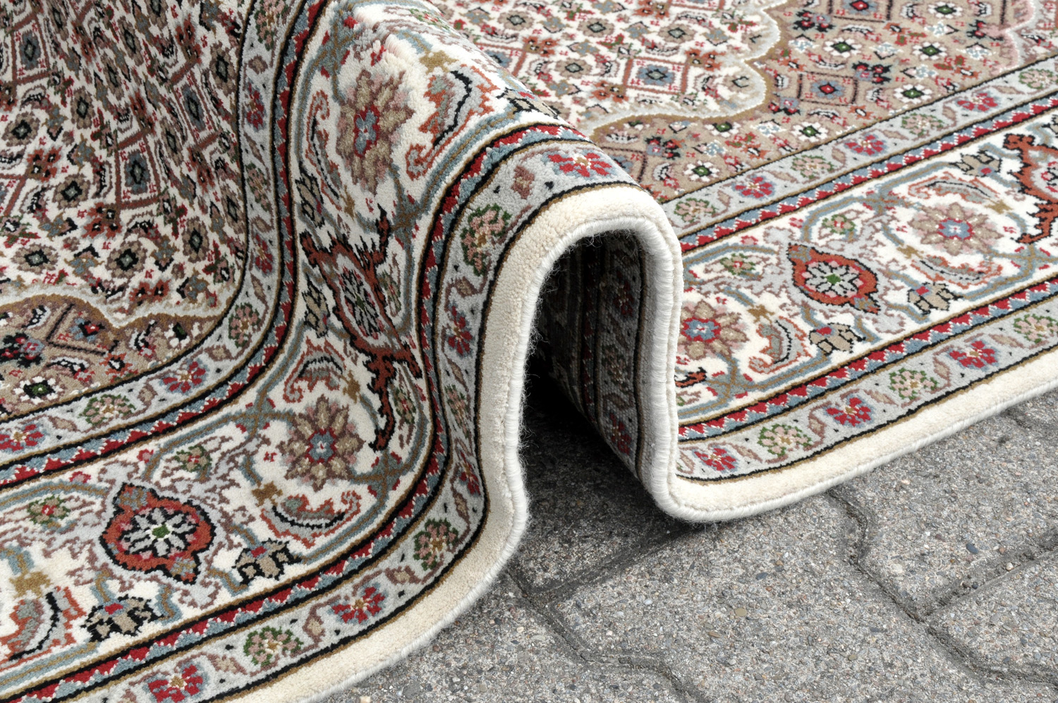 Täbriz Orientteppich Indien neu | Neuseelandwolle