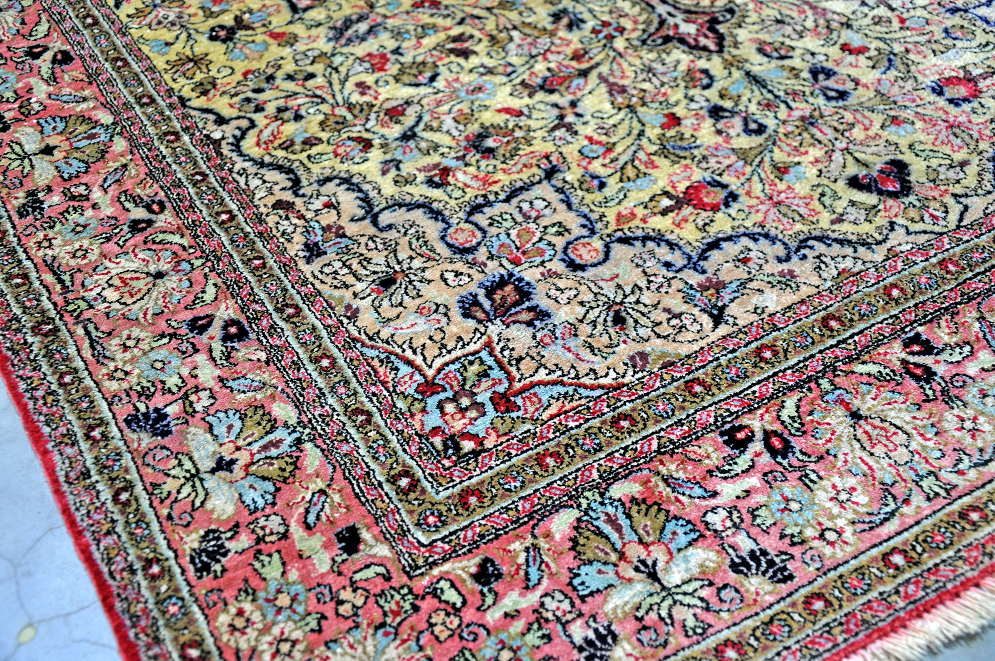 Ghom Perserteppich neu | Seide