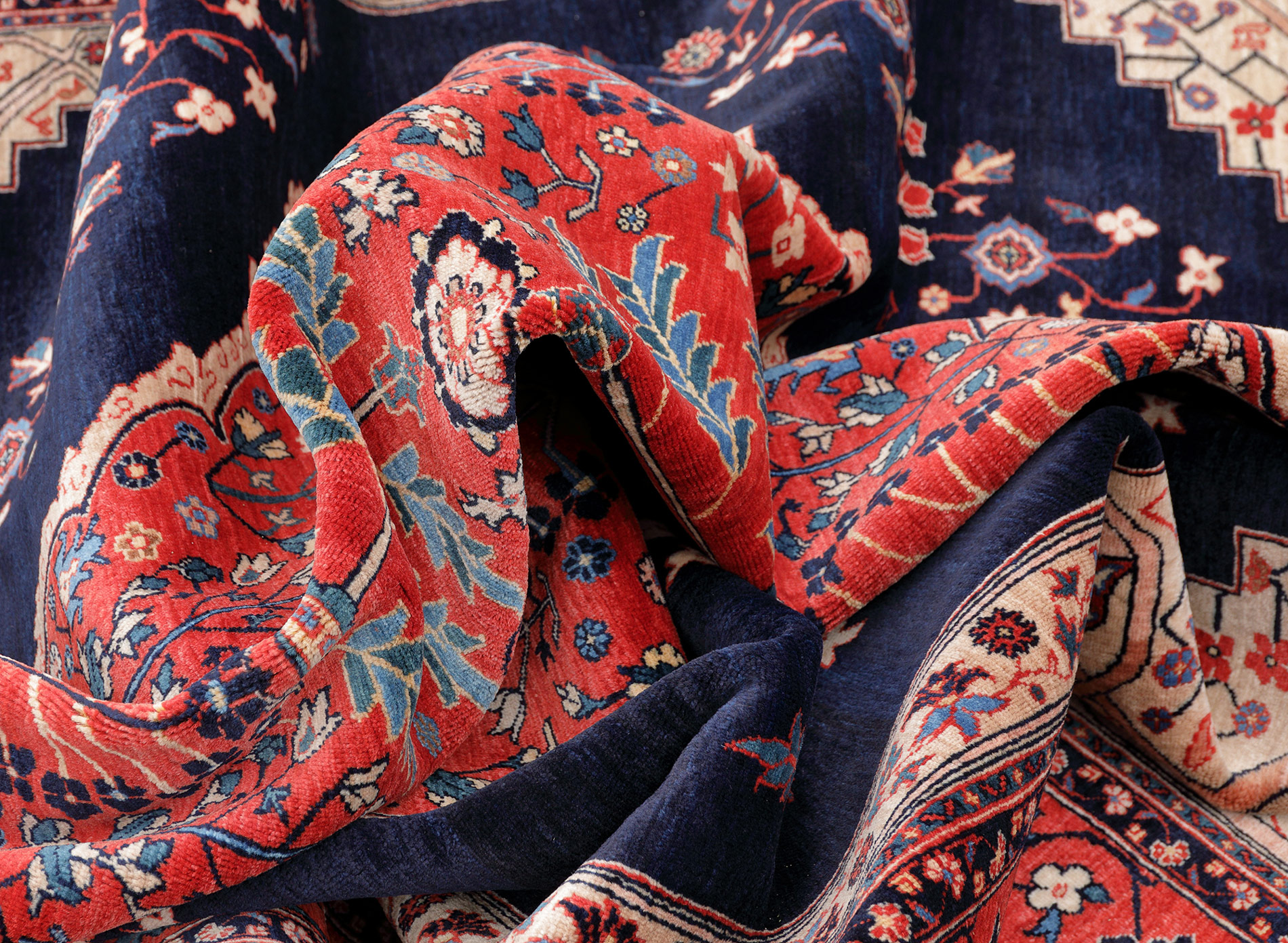 Miri Bidjar Perserteppich neu | Medaillon