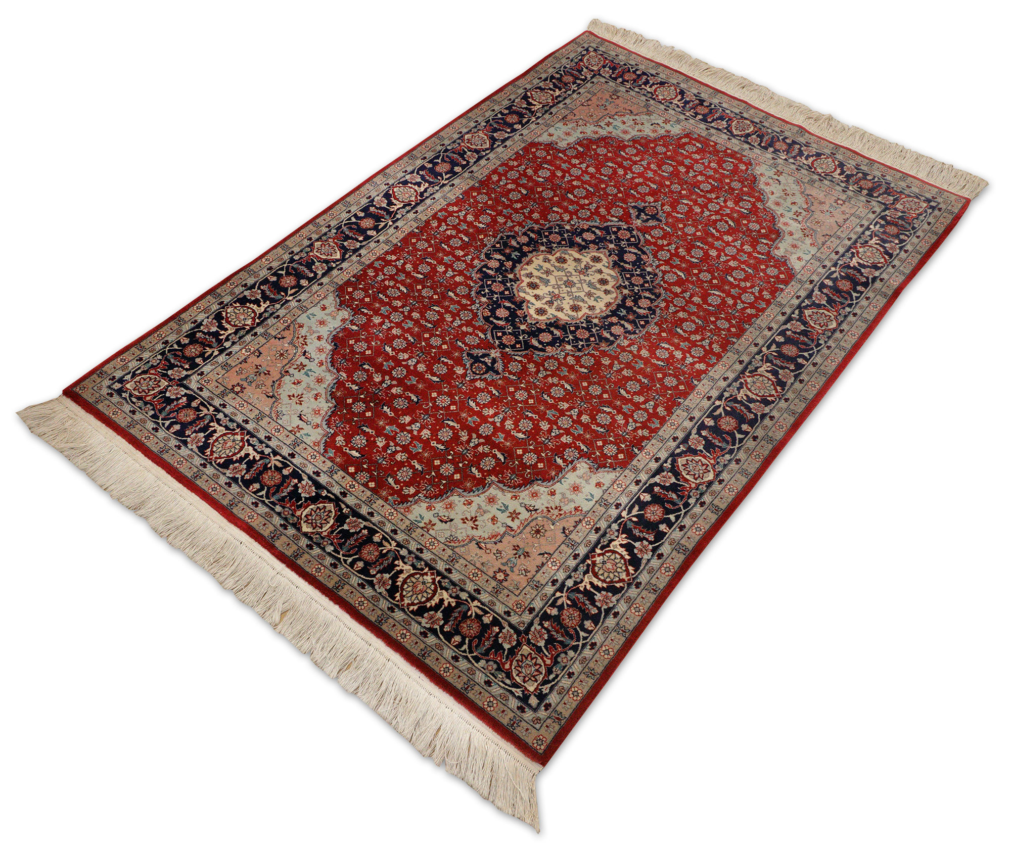 Isfahan Orientteppich China neu | Medaillon