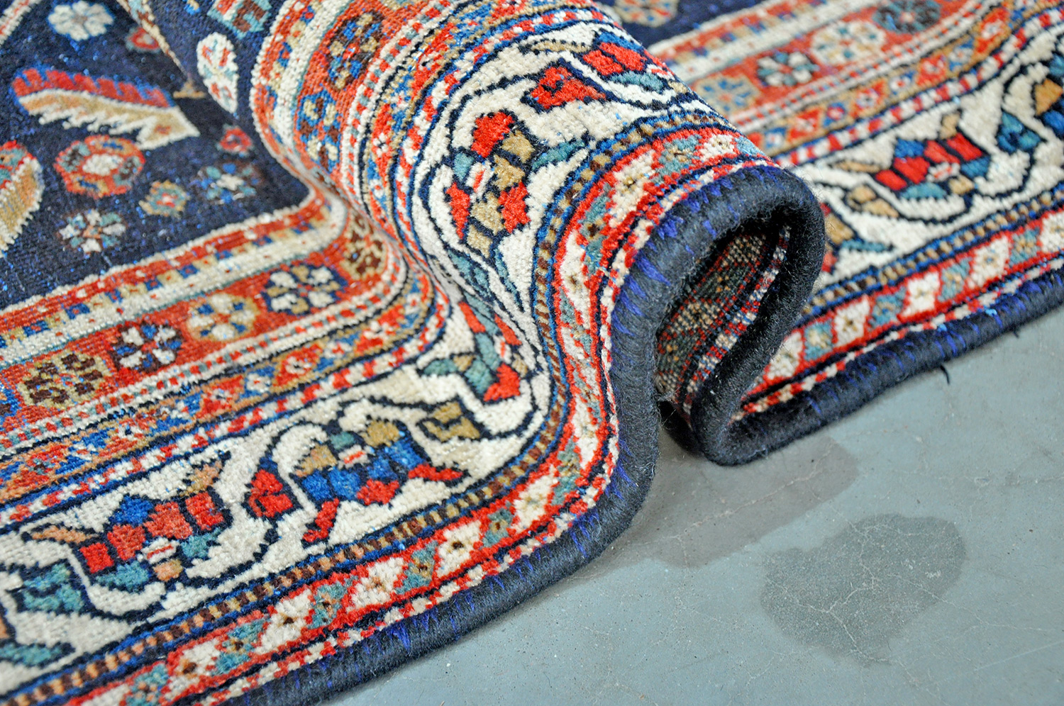 Ghaschghai Perserteppich antik | Adlermotive