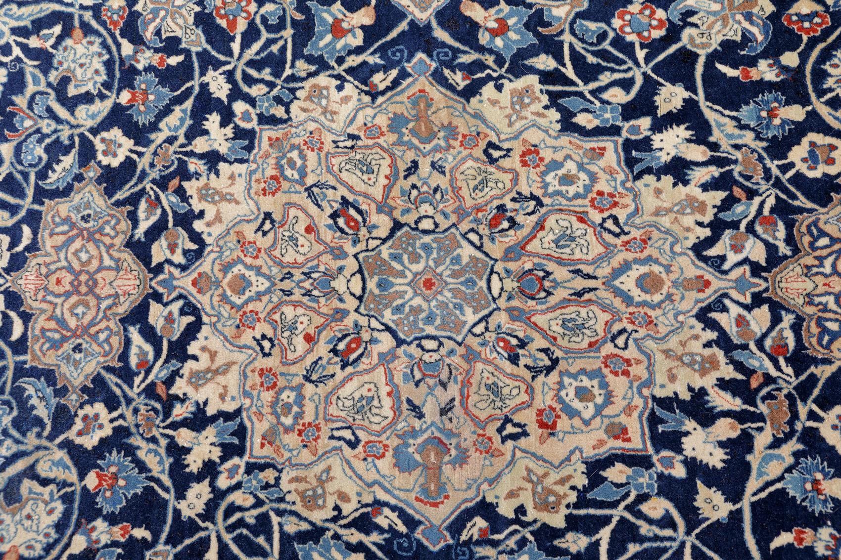 Nain Perserteppich 4 La alt | Tudesch