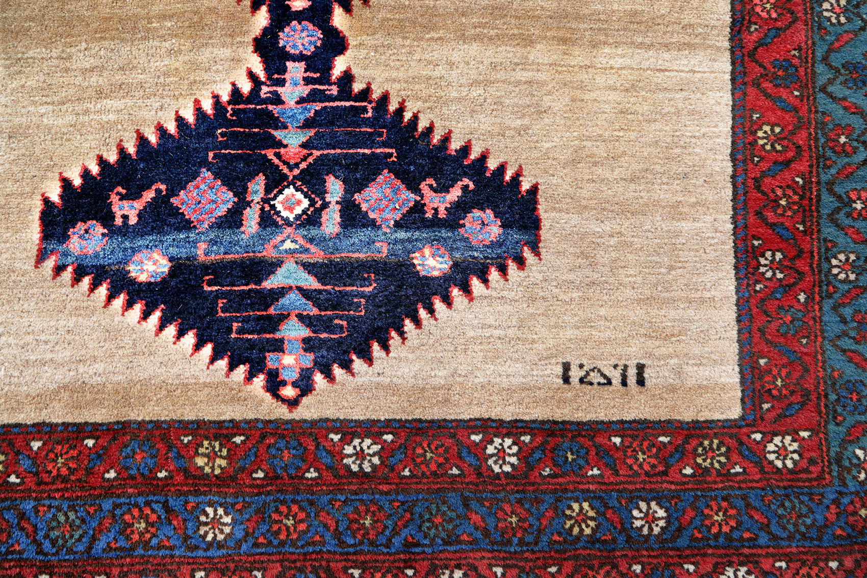 Malayer Perserteppich alt | Hochzeitsteppich