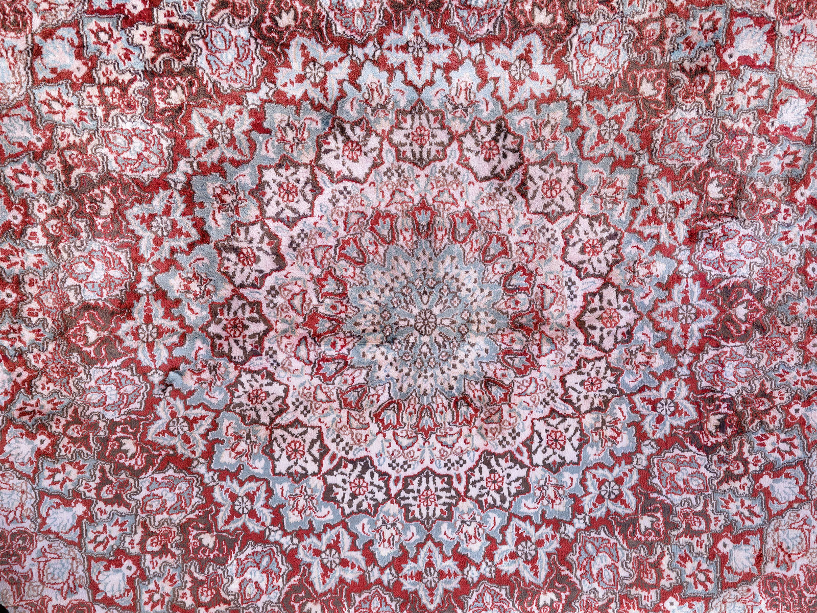 Hereke Seidenteppich 300 lines | China