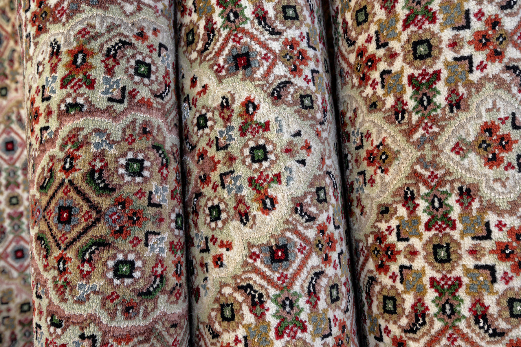 Täbriz Mahi Orientteppich Indien neu | Schurwolle