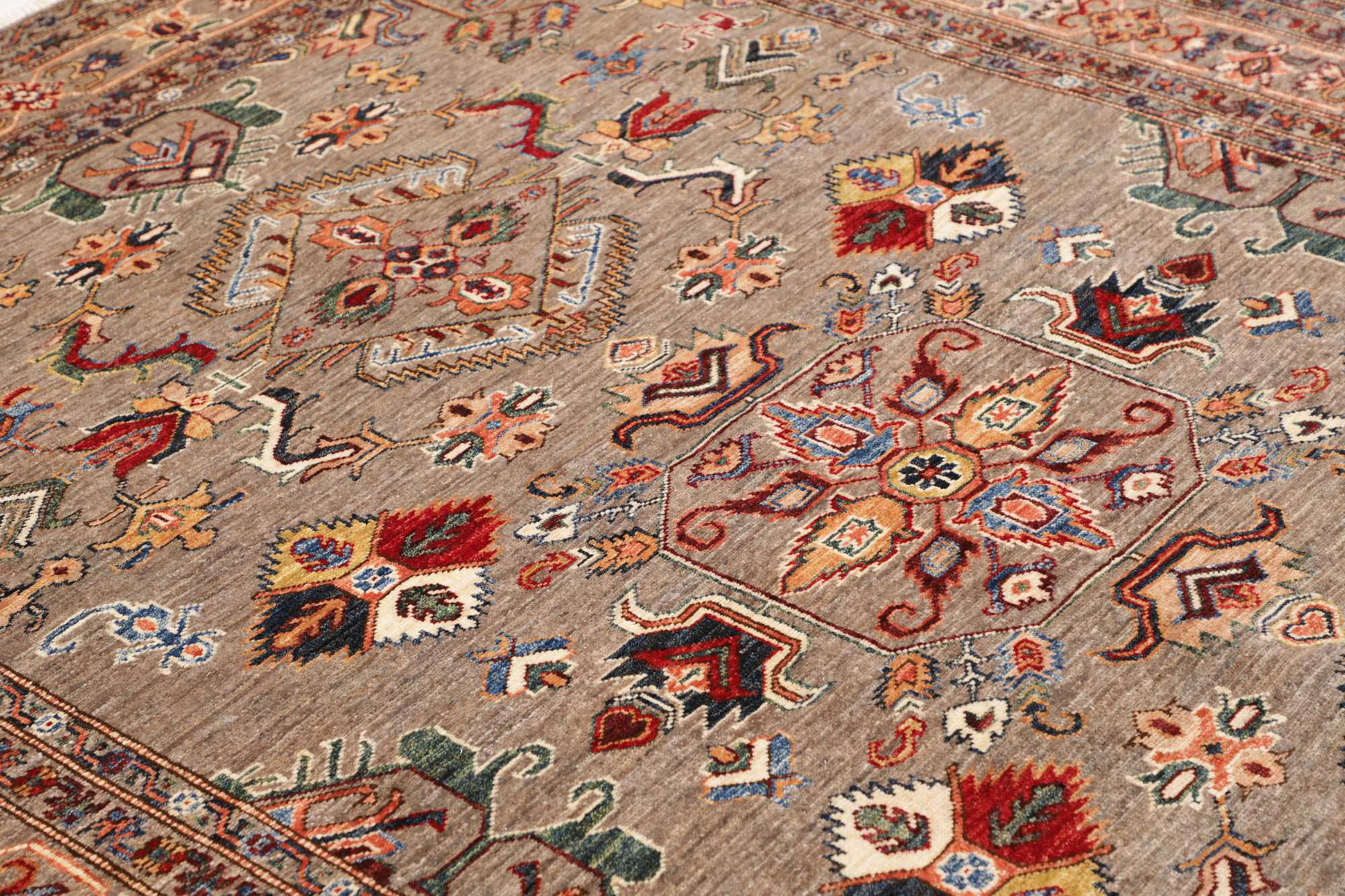 Kazak Orientteppich Pakistan Schurwolle 478572 | Grau