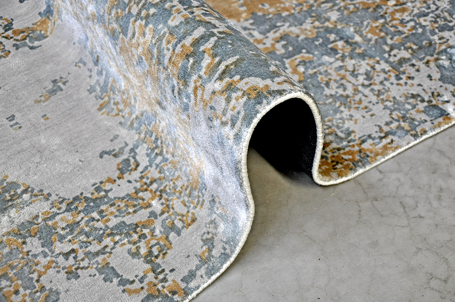 Thomas Teppich Dacia | Silver Gold