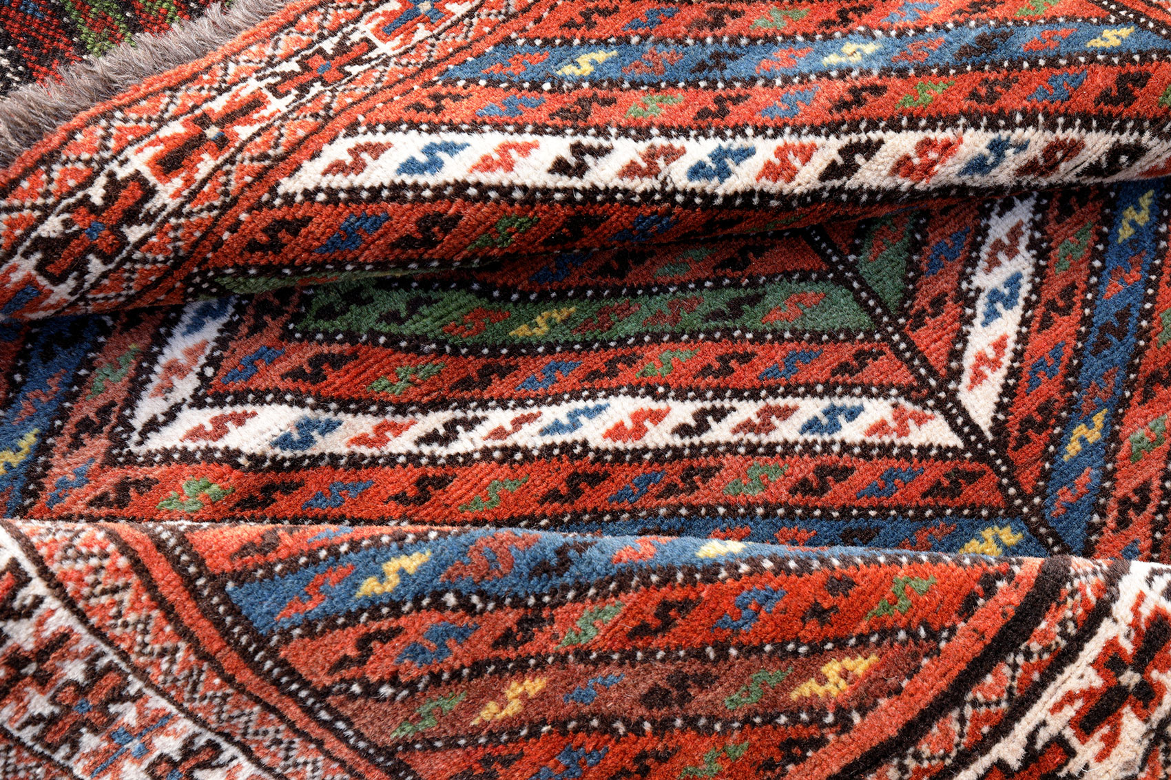 Gabbeh Perserteppich Ghashghai alt | Rautenmotiv