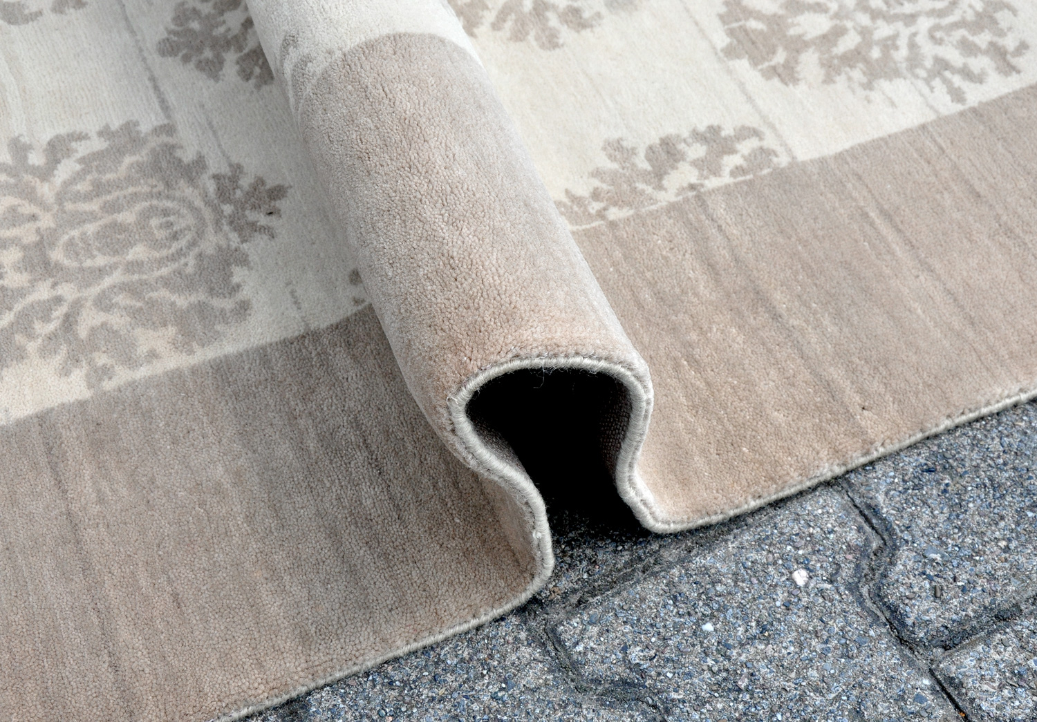 ISA KHAN Ottoman Indien Knüpfteppich | Neuseelandwolle