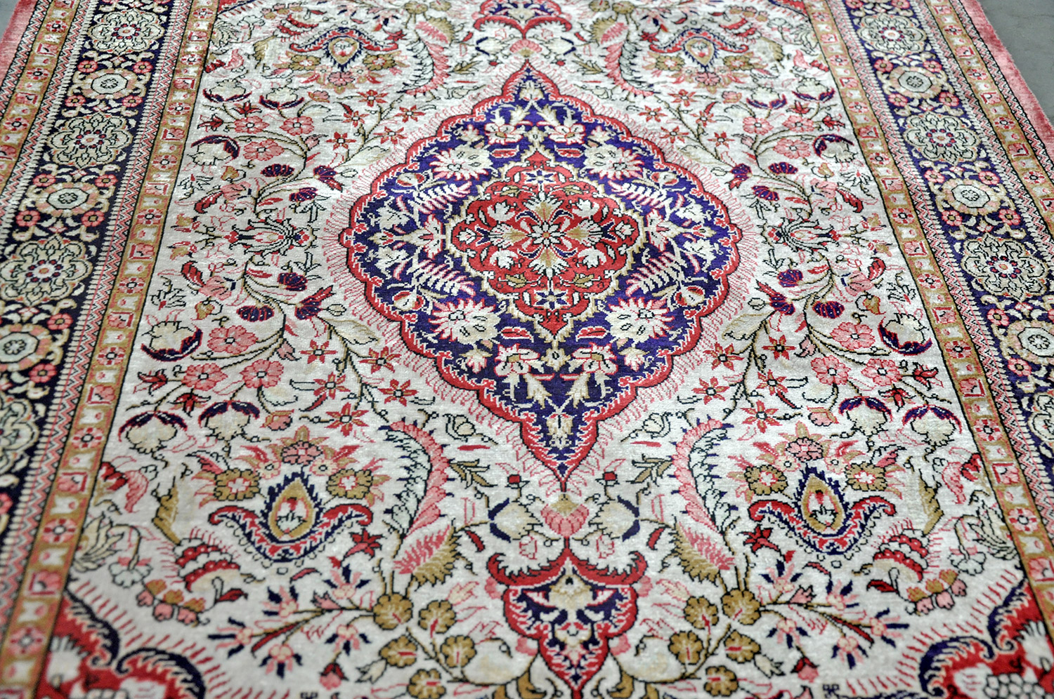 Ghom Perserteppich neu floral | Seide