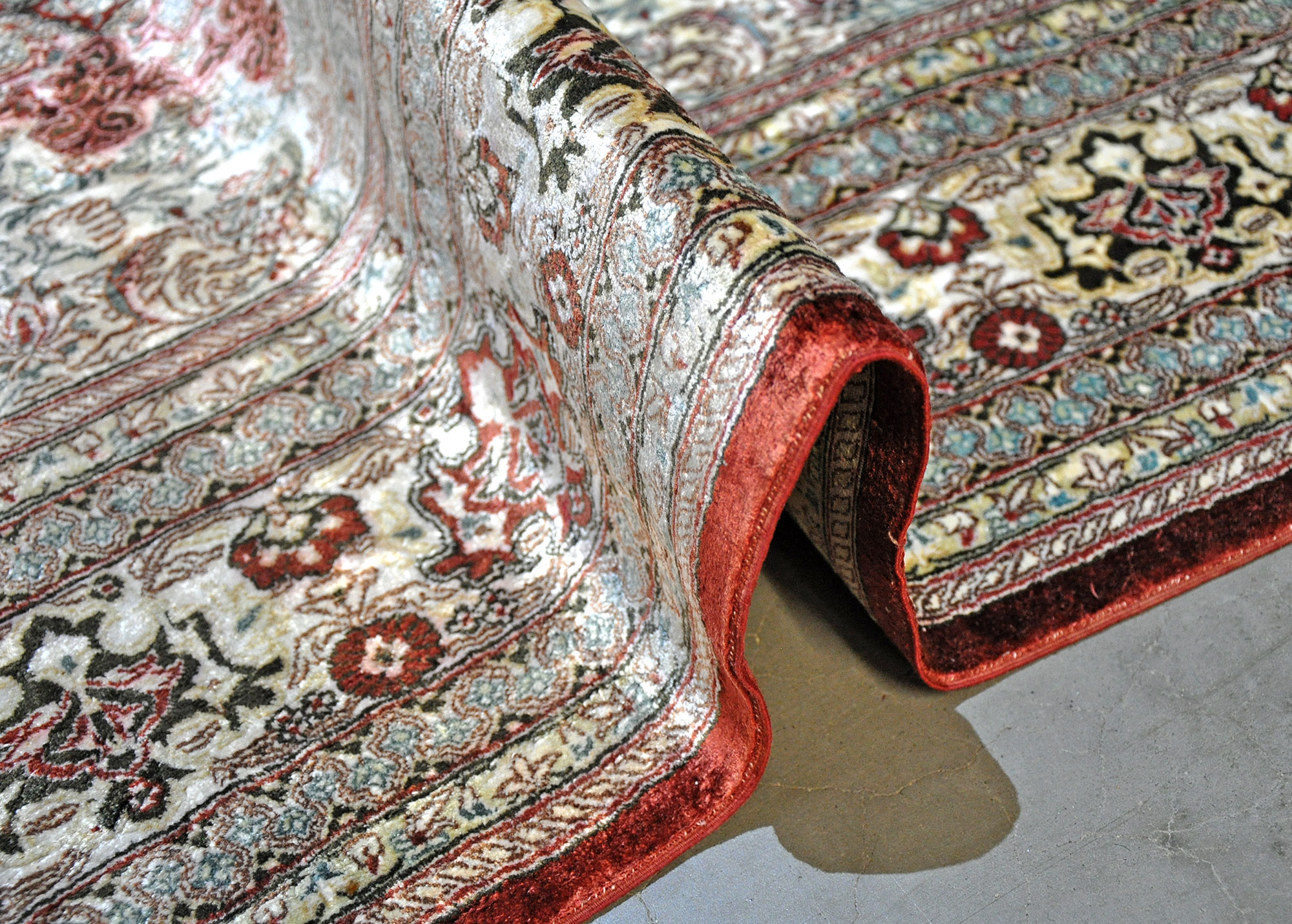 Hereke Seidenteppich neu Türkei | Medaillon