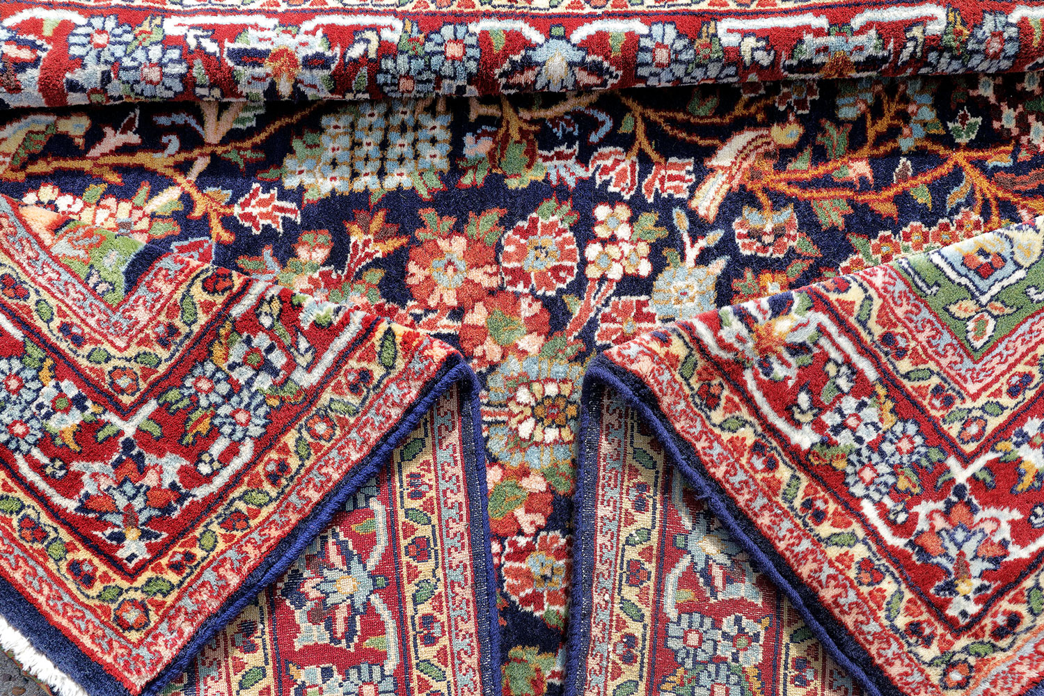 Keshan Orientteppich Pakistan | Vasenmotiv